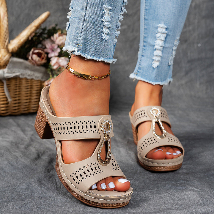 JANESSA - ZIRCON-TRIMMED  COMFORT SANDAL