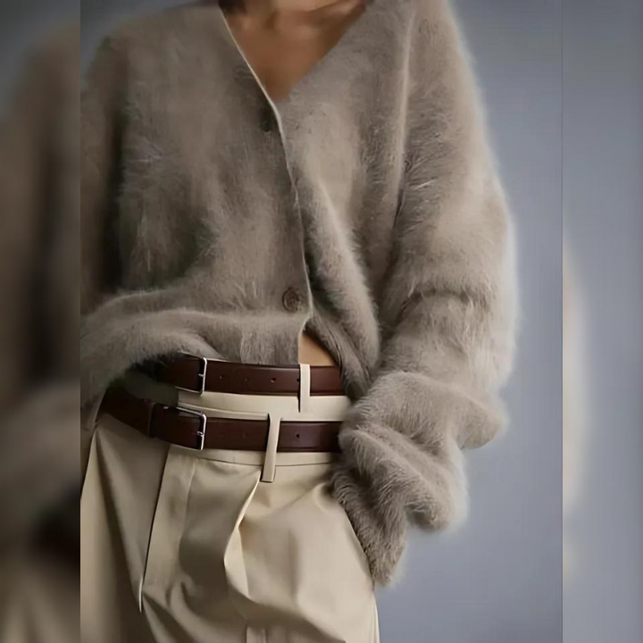 NORA - ELEGANT CROPPED SWEATER