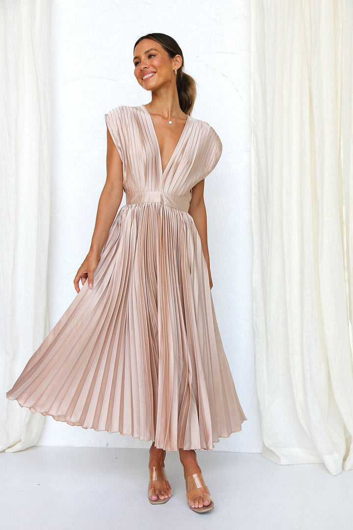 MADISYN - FLOWY V-NECK PLEATED SKIRT DRESS