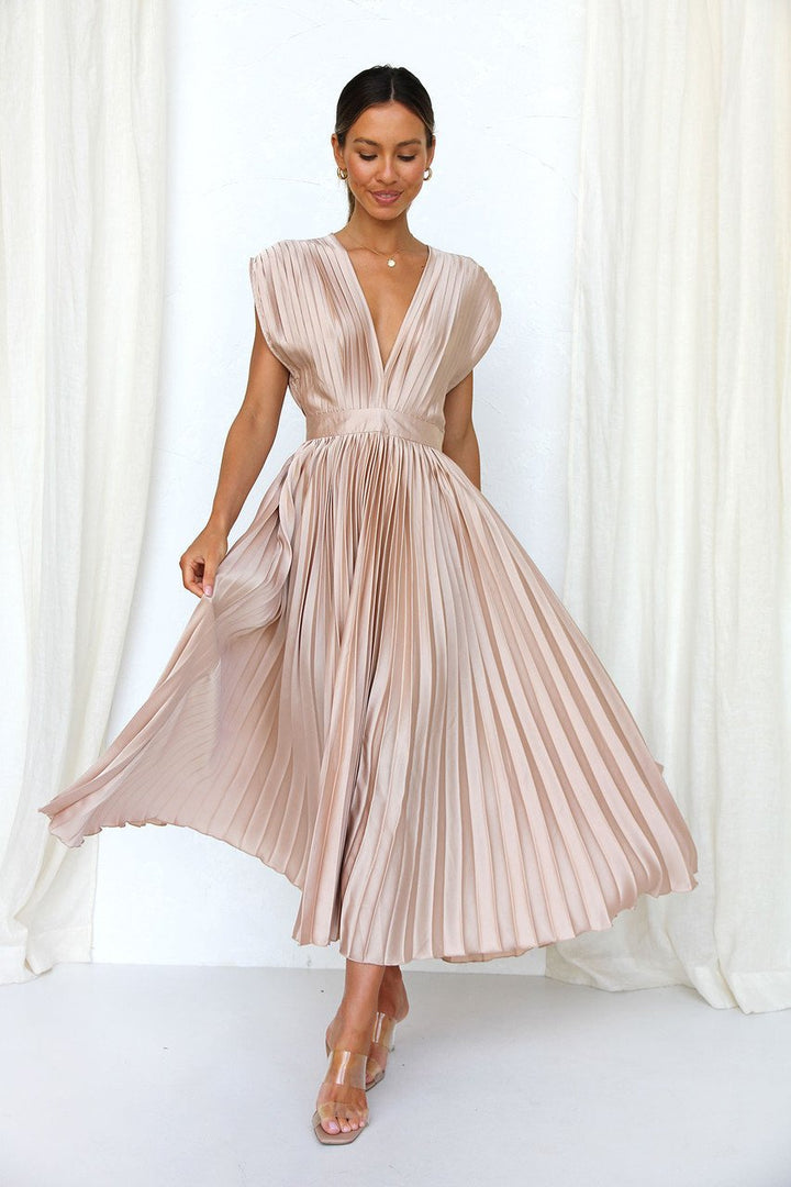 MADISYN - FLOWY V-NECK PLEATED SKIRT DRESS