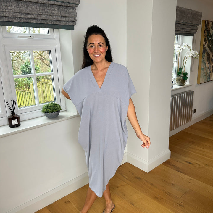 TANYA - V-NECK MAXI DRESS