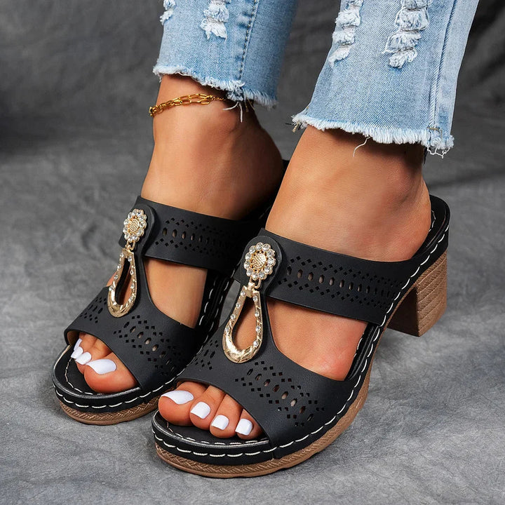 JANESSA - ZIRCON-TRIMMED  COMFORT SANDAL