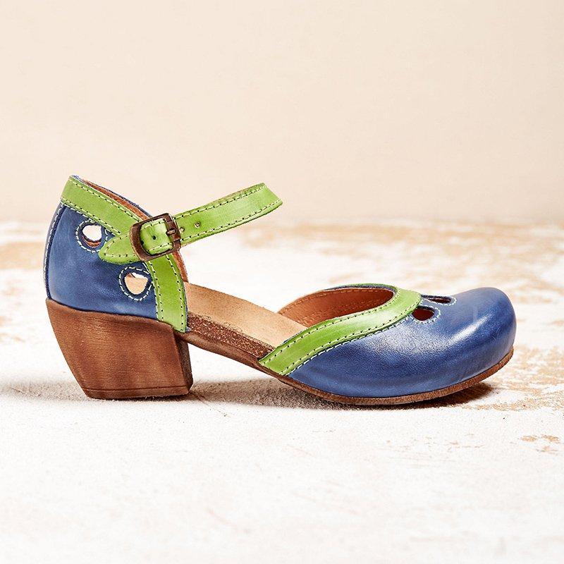 CELESTE - SUPPORTIVE LOW HEEL SANDALS