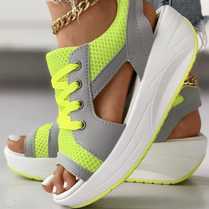 NASTASHA - EVERYDAY LACE-UP FLAT