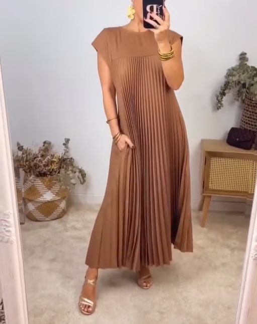 BARLEY - SHORT-SLEEVE PLEATED LONG DRESS