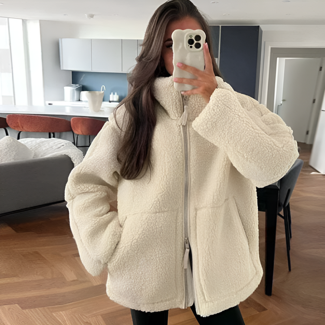 AKISHA - SNOW QUEEN COAT