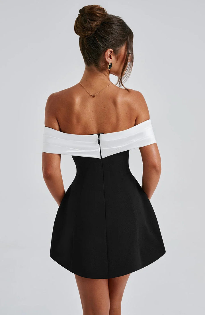 KISSES - OVERSIZED BOW MINI DRESS