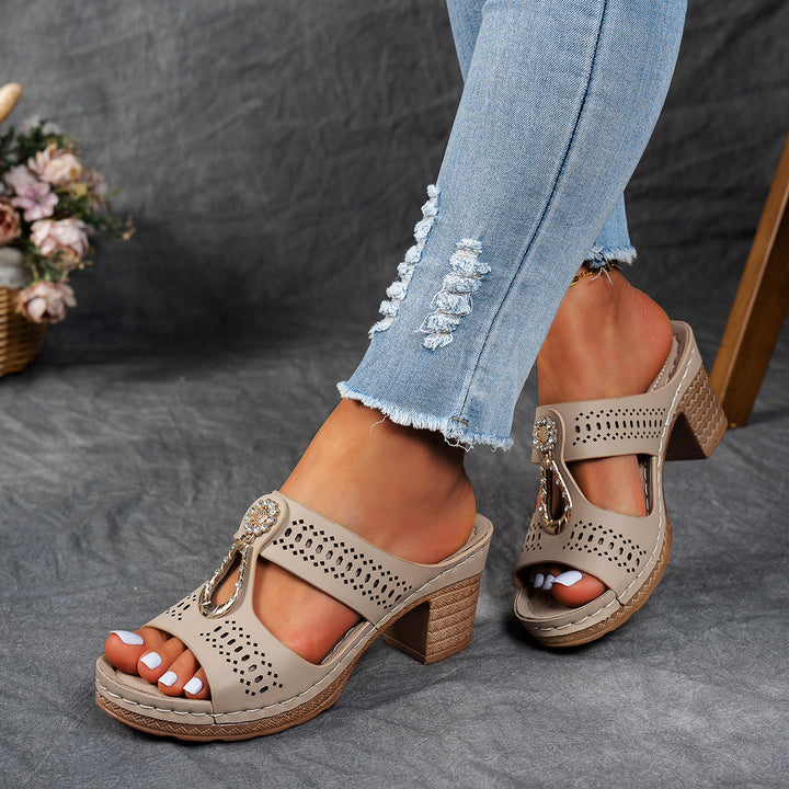 JANESSA - ZIRCON-TRIMMED  COMFORT SANDAL
