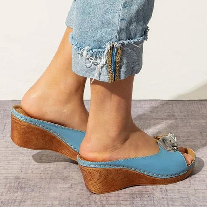 XYRIEL -  VEGAN LEATHER WEDGE SANDALS